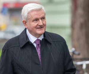 10.11.2020., Osijek - Ivica Todoric dolazi na Zupanijski sud gdje svjedoci na sudjenju Franji Vargi i Blazu Curicu u aferi SMS. Photo: Davor Javorovic/PIXSELL