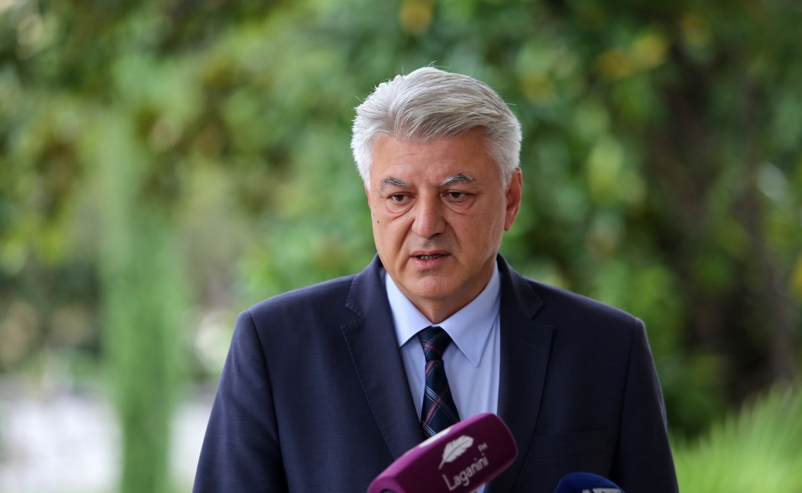 12.10.2020., Rijeka - Konferencija za medije zupana Zlatka Komadine i procelnice UO za socijalnu politiku i mlade Dragice Marac i predsjednika Zupanijskog savjeta mladih Roberta Matica, pred Pomorskim i povijesnim muzejem Hrvatskog primorja.  
Photo:Goran Kovacic/PIXSELL