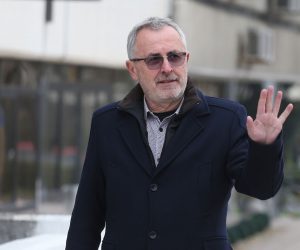 13.11.2020., Zagreb - Pregovori izmedju pregovarackog odbora Vlade RH i predstavnika sindikata o sklapanju dodataka Kolektivnim ugovorima s predstavnicima javnih i drzavnih sluzbi.  Predsjednik Sindikata zaposlenika u hrvatskom skolstvu - Preporod Zeljko Stipic Photo: Marko Prpic/PIXSELL
