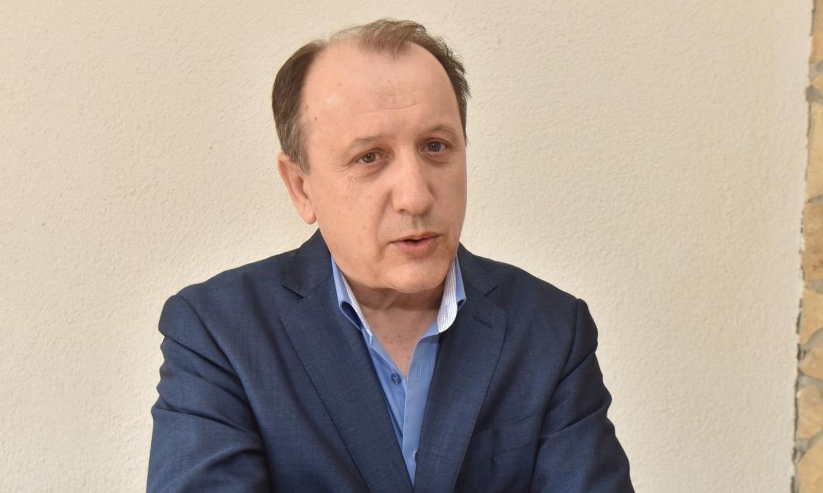 14.03.2017., Perusic - Novoizgradjeno naselje Kunjaca u opcini Perusic. Ivica Turic, nacelnik opcine Perusic. 
Photo: Dino Stanin/PIXSELL
