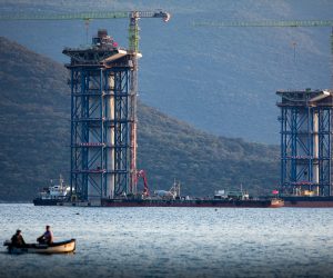 16.09.2020., Komarna - Radovi na izgradnji Peljeskog mosta i pristupnih cesta.
Photo: Milan Sabic/PIXSELL