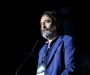 20.11.2019.,Zagreb -Konferencija Pametni gradovi odrzava se u Tvornici kulture. Nagrada gradu Varazdinu u kategoriji Pametno zivljenje. Ivan Cehor, gradonacelnik Varazdina.
Photo: Emica Elvedji/PIXSELL