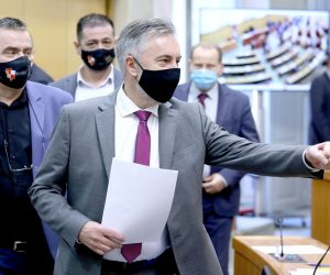 23.11.2020., Zagreb - 4. sjednica Hrvatskoga sabora nastavljena je izlaganjem zastupnickih stajalista nakon kojih slijedi izjasnjavanje o podnesenim amandmanima.  Miroslav Skoro

Photo: Patrik Macek/PIXSELL