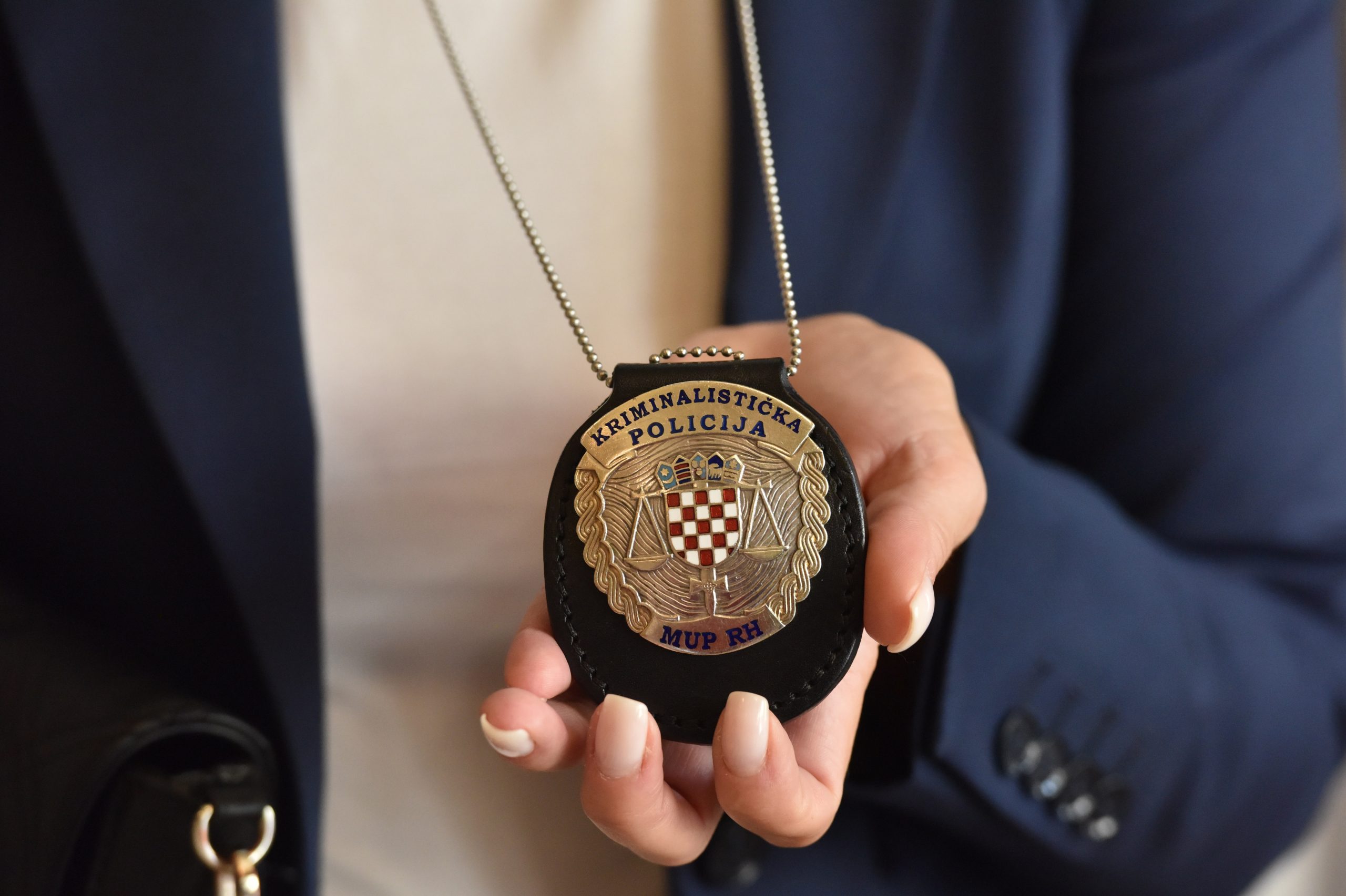 25.09.2020., Sibenik - Znacka kriminalsticke policije.
Photo: Hrvoje Jelavic/PIXSELL