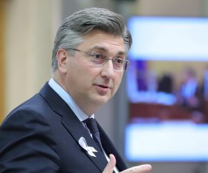 25.11.2020., Zagreb - Sabor. Nastavak sjednice Hrvatskog sabora. Saborska rasprava o povjerenju ministru gospodarstva i odrzivog razvoja Tomislavu Coricu. Predsjednik Vlade Andrej Plenkovic Photo: Sanjin Strukic/PIXSELL