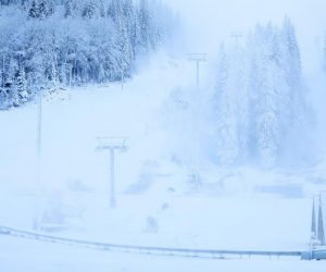 30.11.2019., Jahorina, Bosna i Hercegovina - Snijeg na Jahorini.
Photo: Armin Durgut/PIXSELL