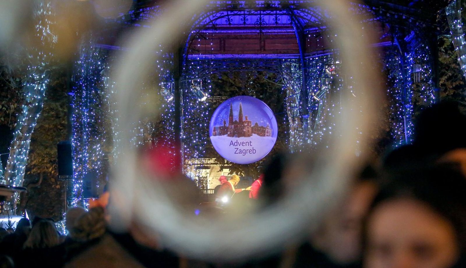 30.11.2019.,  Zagreb - Advent u Zagrebu 2019. Otvorenje adventa na Zrinjevcu i svecano paljenje lampica. 
Photo: Tibor Jurjevic/PIXSELL