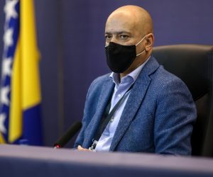 10.11.2020., Sarajevo, Bosna i Hercegovina - Na konferenciji za medije Kriznog staba Federacije BiH objavljeno je da se uvodi zabrana kretanja od 23 do 05 sati.  Goran Cerkez
Photo: Armin Durgut/PIXSELL