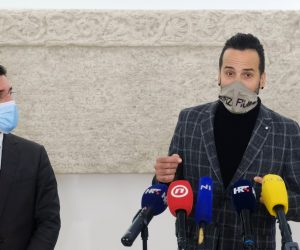 Zagreb, 24.11.2020. - Konferencija za medije Kluba zastupnika MOST-a o ograničenju broja zastupnika u sabornici Hrvatskog sabora. Na fotografiji Marin Miletić.
 foto HINA/ Edvard ŠUŠAK/ es
