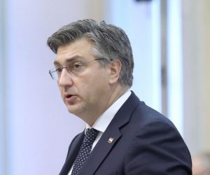 04.11.2020., Zagreb - Sjednica Sabora nastavljena je raspravom o Godisnjem izvjescu Vlade Republike Hrvatske koje je predstavio predsjednik Vlade RH Andrej Plenkovic.
Photo: Patrik Macek/PIXSELL