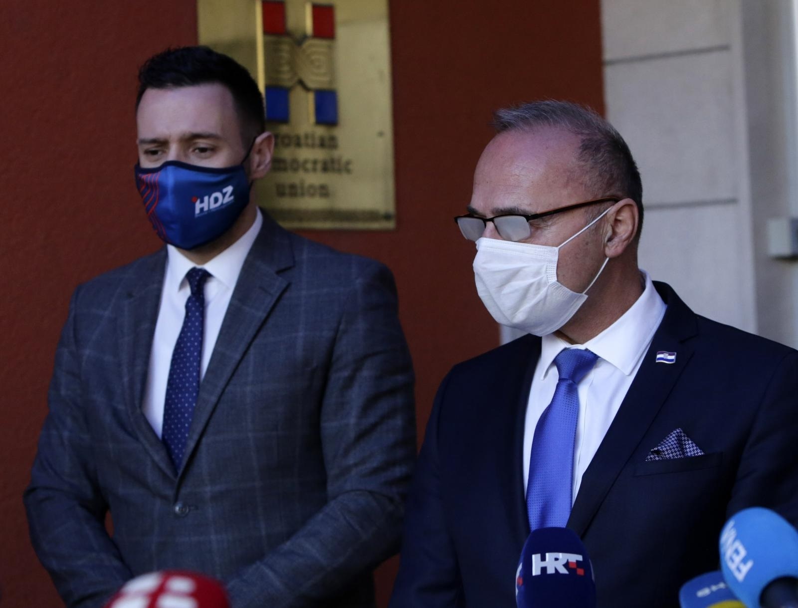 28.11.2020., Mostar - Ministri Vlade Republike Hrvatske Natasa Tramisak i Gordan Grlic Radman sastali se sa izaslanstvom HDZ-a Bosne i Hercegovine . 
Denis Kapetanovic/PIXSELL