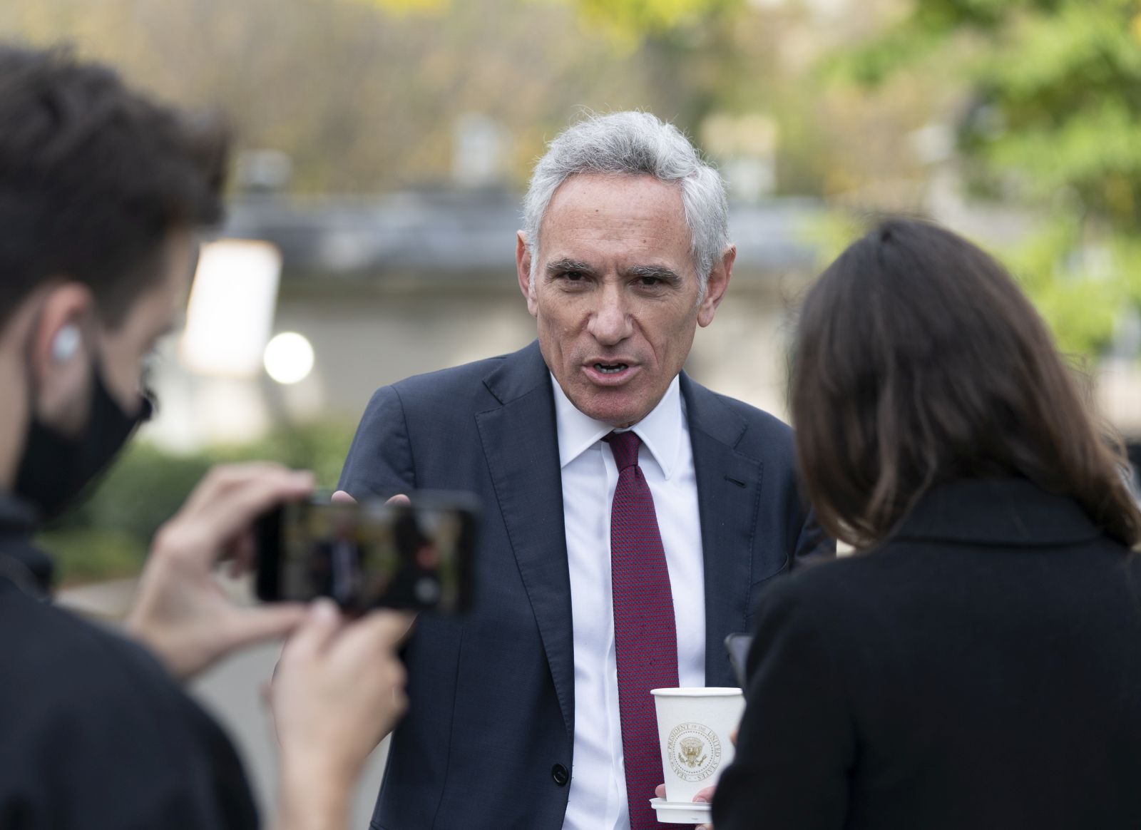 epa08853981 (FILE) - Scott Atlas (C), US President Donald Trump's advisor on the coronavirus, speaks to the media at the White House in Washington, DC, USA, 03 November 2020 (reissued 01 December 2020). Atlas has resigned from his position at the White House as special advisor on the coronavirus pandemic.  EPA/CHRIS KLEPONIS / POOL