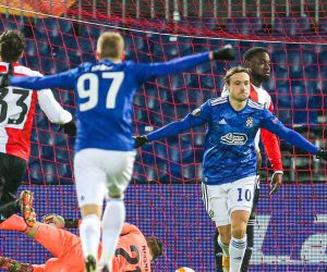 epa08860312 Lovro Majer (C) of Dinamo Zagreb celebrates after scoring his team's second goal during the UEFA Europa League group K soccer match between Feyenoord Rotterdam and Dinamo Zagreb at the Kuip in Rotterdam, The Netherlands, 03 December 2020.  EPA/PIETER STAN DE JONGE