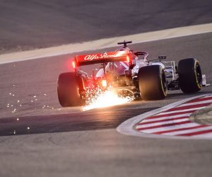 epa08861941 Finnish Formula One driver Kimi Raikkonen of Alfa Romeo Racing in action during the first practice session of the Formula One Sakhir Grand Prix at Bahrain International Circuit near Manama, Bahrain, 04 December 2020. The Formula One Sakhir Grand Prix will take place on 06 December 2020.  EPA/Giuseppe Cacace / Pool