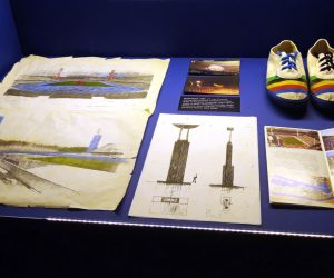 Zagreb, 23.12.2020.- Izloba "Stadion Maksimir - Sportska arhitektura Vladimira Turine", autorice Hele Vukadin Doronjga otvorena je u srijedu u Muzeju grada Zagreba. 
foto HINA/ Marina BUJAN/ ua