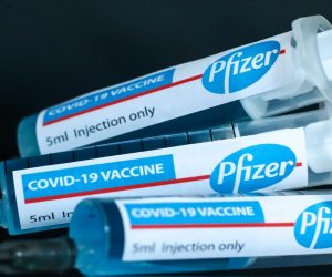 03.12.2020., Sarajevo, Bosna i Hercegovina  - Ilustracije Pfizer i Moderna cjepiva protiv virusa Covid-19.
Photo: Armin Durgut/PIXSELL