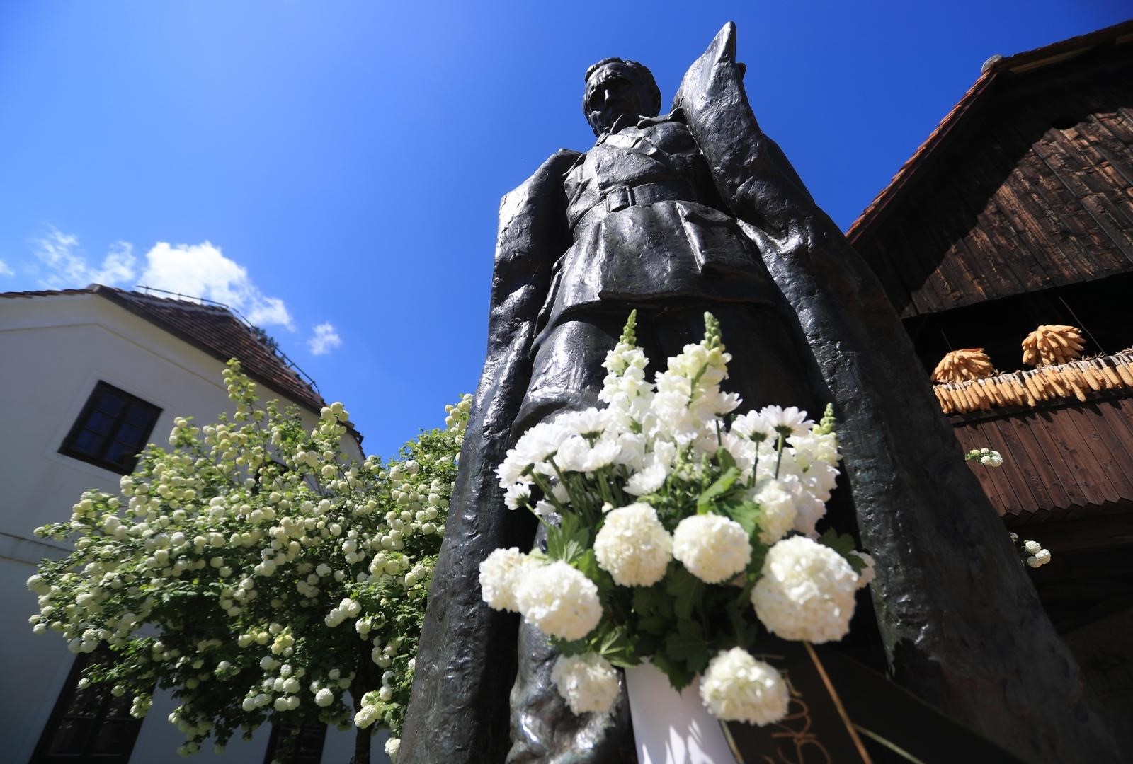 04.05.2020., Kumrovec - Muzej Staro selo Kumrovec, jedini tradicijski uredjn prostor Hrvatskog zagorja s autenticnim izgledom zagorskog sela s pocetka 20. stoljeca. U sredistu sela nalazi se zadruzno imanje obitelji Broz i rodna kuca drzavnika Josipa Broza Tita s etnografskim i povijesnim postavom. Photo: Slavko Midzor/PIXSELL
