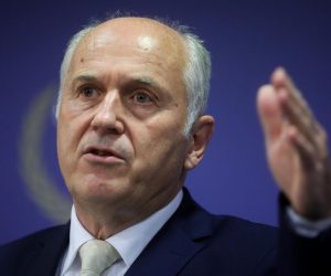 04.12.2019., Sarajevo, Bosna i Hercegovina - Visoki medjunarodni predstavnik (OHR) u Bosni i Hercegovini Valentin Inzko na konferenciji za medije nakon okoncanja sjednice Upravnog odbora Vijeca za provedbu mira. Photo: Armin Durgut/PIXSELL