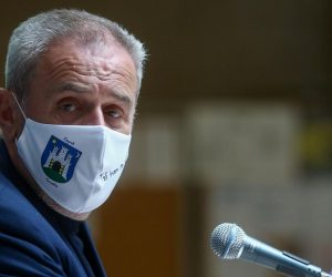 07.12.2020., Zagreb - Gradonacelnik Zagreba Milan Bandic sa suradnicima odrzao  konferenciju za novinare na temu "Akti gradonacelnika".
Photo: Matija Habljak/PIXSELL