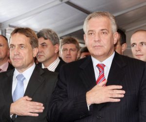 22. 10. 2008., Tuhobic - Nakon 38 godina izgradnje, u podne je premijer Ivo Sanader otvorio je puni profil autoceste Rijeka-Zagreb, u ukupnoj duzini od 146,5 kilometara. Otvoreno je preostalih 14 i pol kilometara dionice Ostrovica-Vrata i dionice Ravna Gora-Stara Susica, i to dva i pol mjeseca prije roka. Posljednja dionica je, zbog brojnih vijadukata i tunela, bila iznimno zahtjevna. Cestarina se povecala pa tako sada za osobne automobile iznosi 60 kuna. Ivo Sanader i Bozidar Kalmeta. 
Photo: Nel Pavletic/24sata