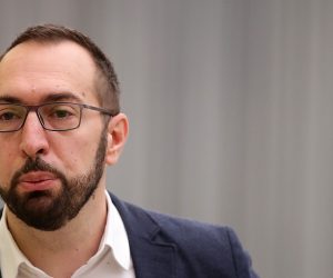 8.12.2020., Zagreb - Tomislav Tomasevic odrzao je konferenciju za medije za vrijeme trajanja sjednice Gradske skupstine. 
Photo: Goran Stanzl/PIXSELL