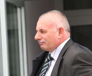 09.02.2010., Zagreb, Hrvatska - Mario Petek iz Ivanic Grada sin lokalnog mocnika osudjen je na 5 godina zatvora radi izazivanja prometne nesrece u kojoj je poginuo Drazen Bocki.Kreso Petek.
Photo: Igor Kralj/PIXSELL