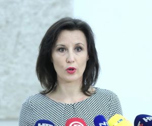 10.12.2020., Zagreb. Nastavak 4. sjednice Hrvatskoga sabora. U pauzi saborske sjednice Dalija Oreskovic obratila se novinarima. Photo: Sanjin Strukic/PIXSELL