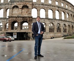 11.12.2020., Pula - Danijel Feric, kandidat SDP-a za istarskog zupana.

Photo: Sasa Miljevic/PIXSELL