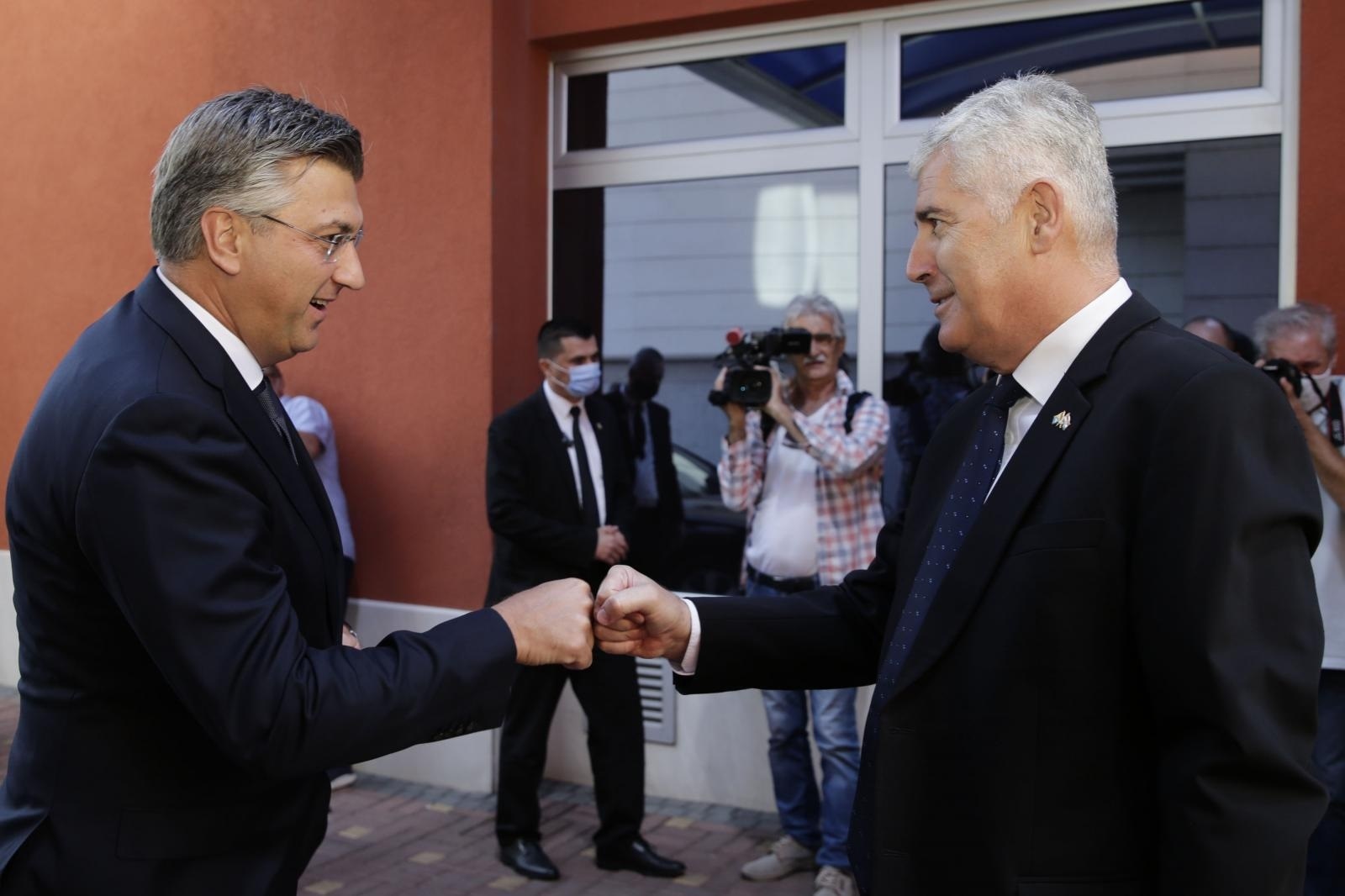 14.09.2020. ,Mostar ,BiH - Sastanak hrvatskog premijera Andreja Plenkovica i predsjednika HDZ-a BiH i zamjenika predsjedavajuceg Doma naroda Parlamentarne skupstine Bosne i Hercegovine Dragana Covica 
 Photo: Denis Kapetanovic /PIXSELL