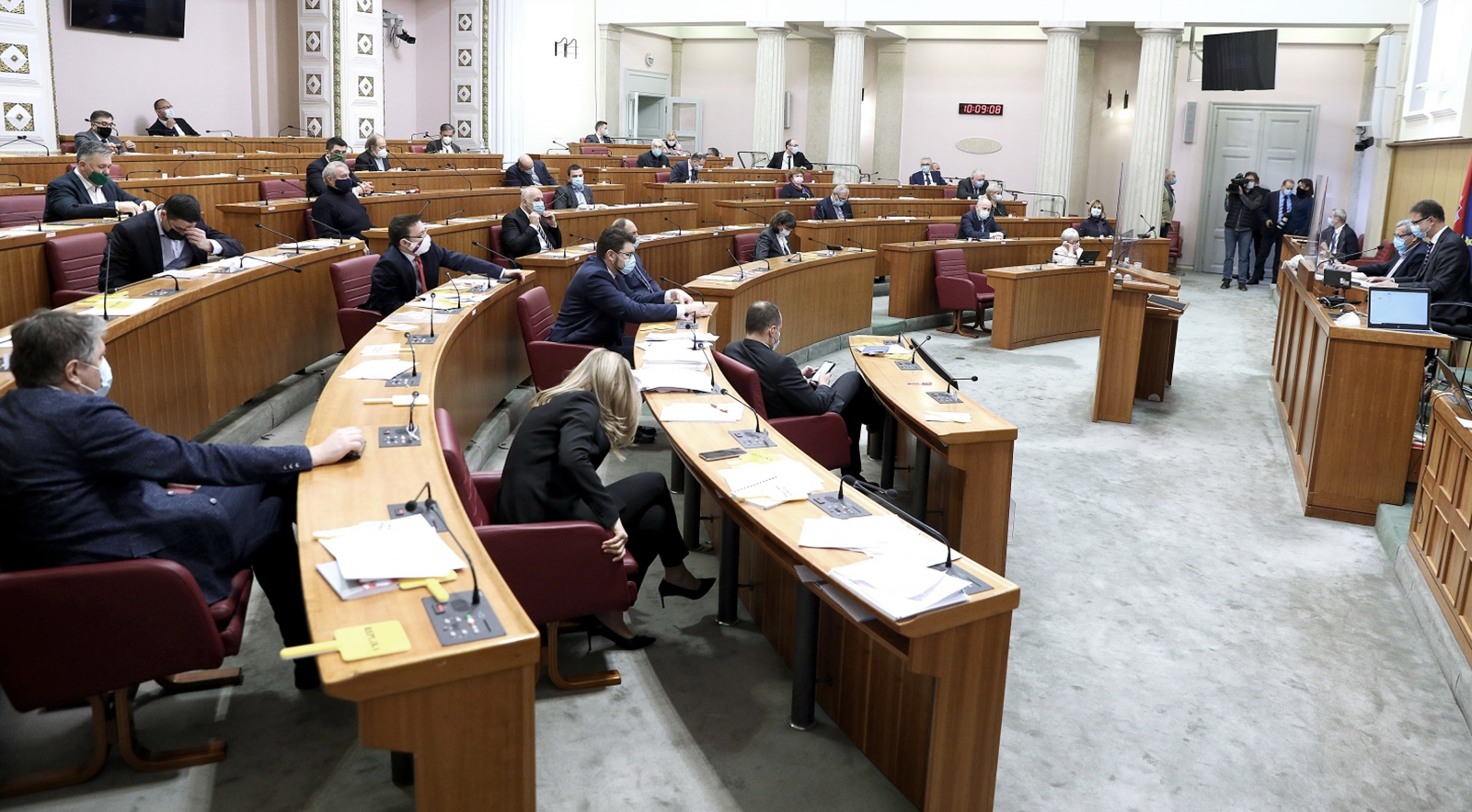 18.12.2020., Zagreb -Sabor izvanrednu sjednicu danas zakljucuje gosovanjem i zastupnici odlaze na zimsku stanku od mjesec dana.
Photo: Patrik Macek/PIXSELL
