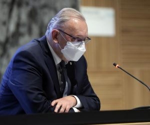 18.12.2020., Zagreb - Konferencija za medije Stozera civilne zastite Republike Hrvatske odrzana u glavnoj dvorani Kongresnog centra Nacionalne i sveucilisne knjiznice. Photo: Zeljko Lukunic/PIXSELL