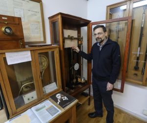20.02.2020., Zagreb - Prirodoslovno-matematicki fakultet Sveucilista u Zagrebu, Geofizicki odsjek PMF-a. Dr.sc Marijan Herak redoviti profesor. Muzej Andrije Mohorovicica, hrvatskog geofizicara i istaknutog hrvatskog znanstvenog djelatnika na podrucju meteorologije i seizmologije, s kraja 19. i pocetka 20. stoljeca. 
Photo: Robert Anic/PIXSELL