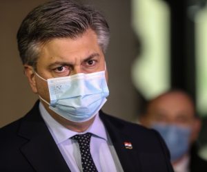 21.12.2020,Zagreb - Premijer Andrej Plenkovic obratio se novinarima nakon sastanka Predsjednistva HDZ-a.
Photo: Jurica Galoic/PIXSELL