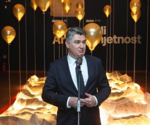 24.11.2020., Zagreb - Svecano otvorenje izlozbe "Protreseni Muzej za umjetnost i obrt: od potresa do potresa 1880.- 2020.". Predsjednik Zoran Milanovic. Photo: Luka Stanzl/PIXSELL
