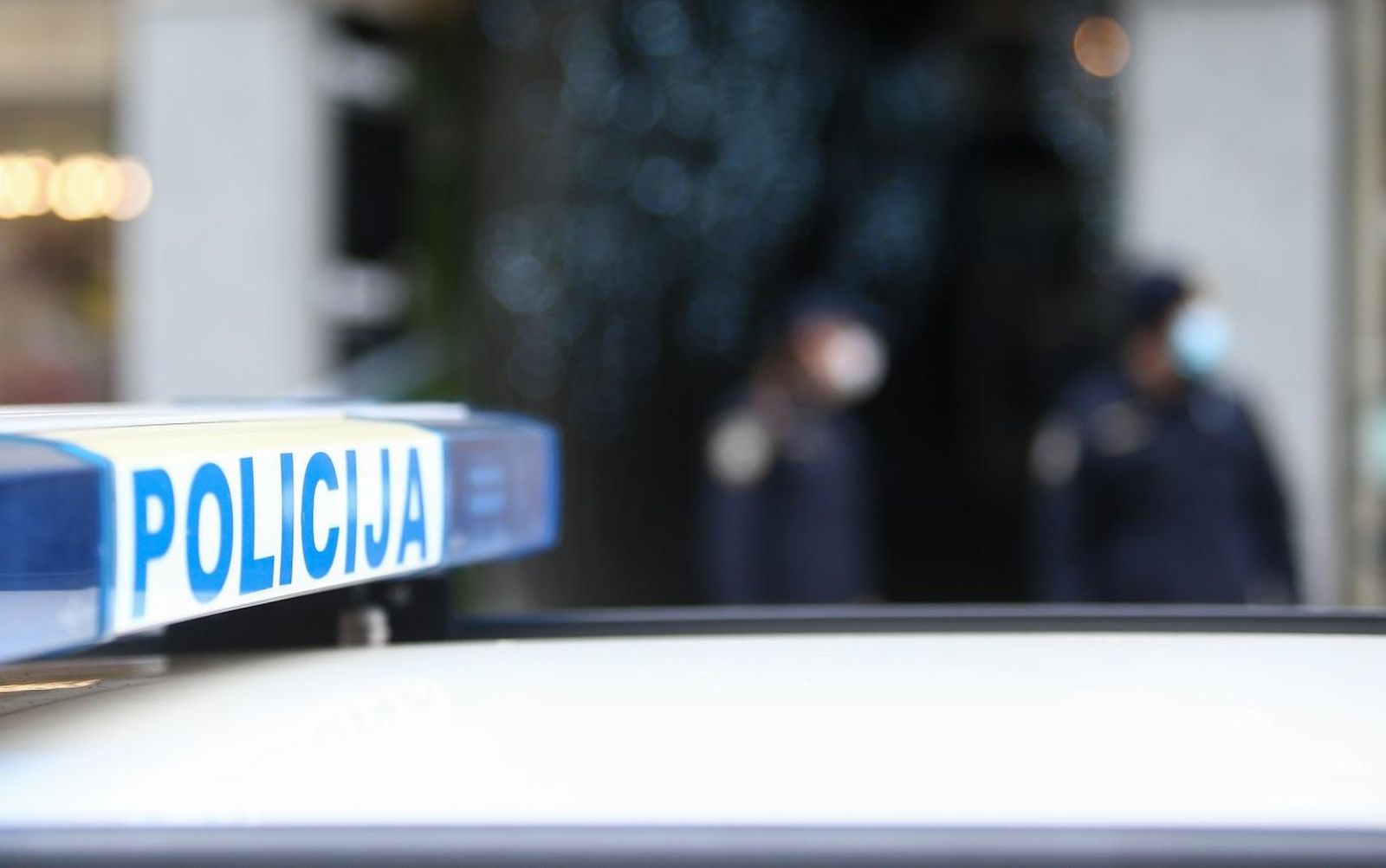 24.12.2020., Zagreb - U jutarnjim satima na Badnjak u Ilici 14 izboden je muskarac. Photo: Matija Habljak/PIXSELL