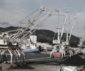 25.08.2016., Ploce - Pogled s mora na luku Ploce.
Photo: Ivo Cagalj/PIXSELL