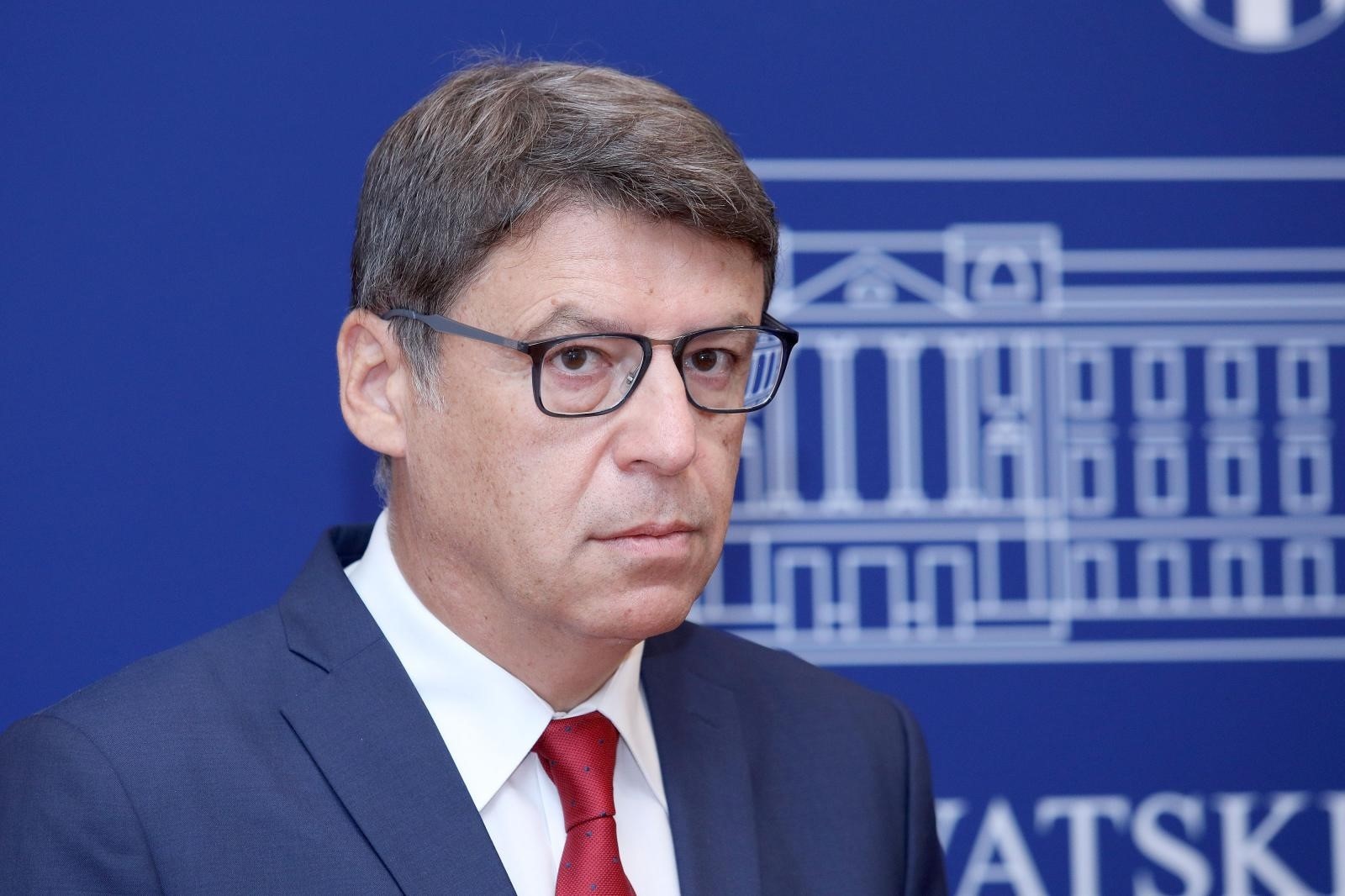 25.09.2019., Zagreb - U Saboru je odrzana konferencija za medije Kluba zastupnika SDP-a. O temi: " Prijedlog zakona o dopuni Zakona o sprjecavanju sukoba interesa " govorili su zastupnici Arsen Bauk i Zeljko Jovanovic.
Photo: Patrik Macek/PIXSELL
