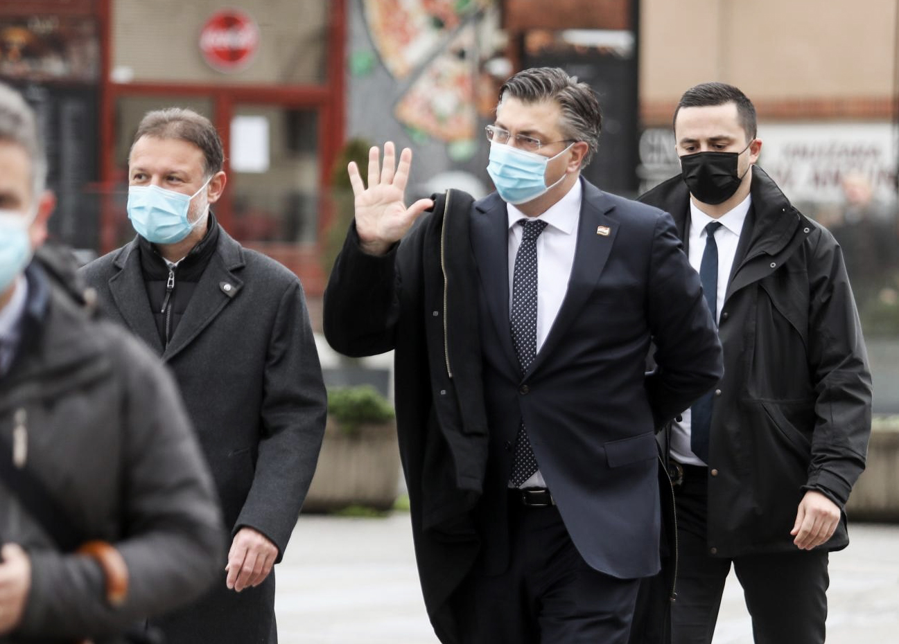 25.12.2020., Zagreb - Zagrebacki nadbiskup, kardinal Josip Bozanic, predvodio je misu svetkovine Rodjenja Gospodinova. Misnom slavlju prisustvovali su Andrej Plenkovic i Gordan Jandrokovic. Photo: Borna Filic/PIXSELL