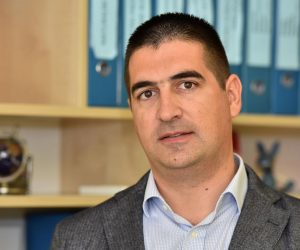 28.10.2015., Zadar -  Tomislav Fain, vlasnik turisticke agencije Terra. 
Photo: Dino Stanin/PIXSELL