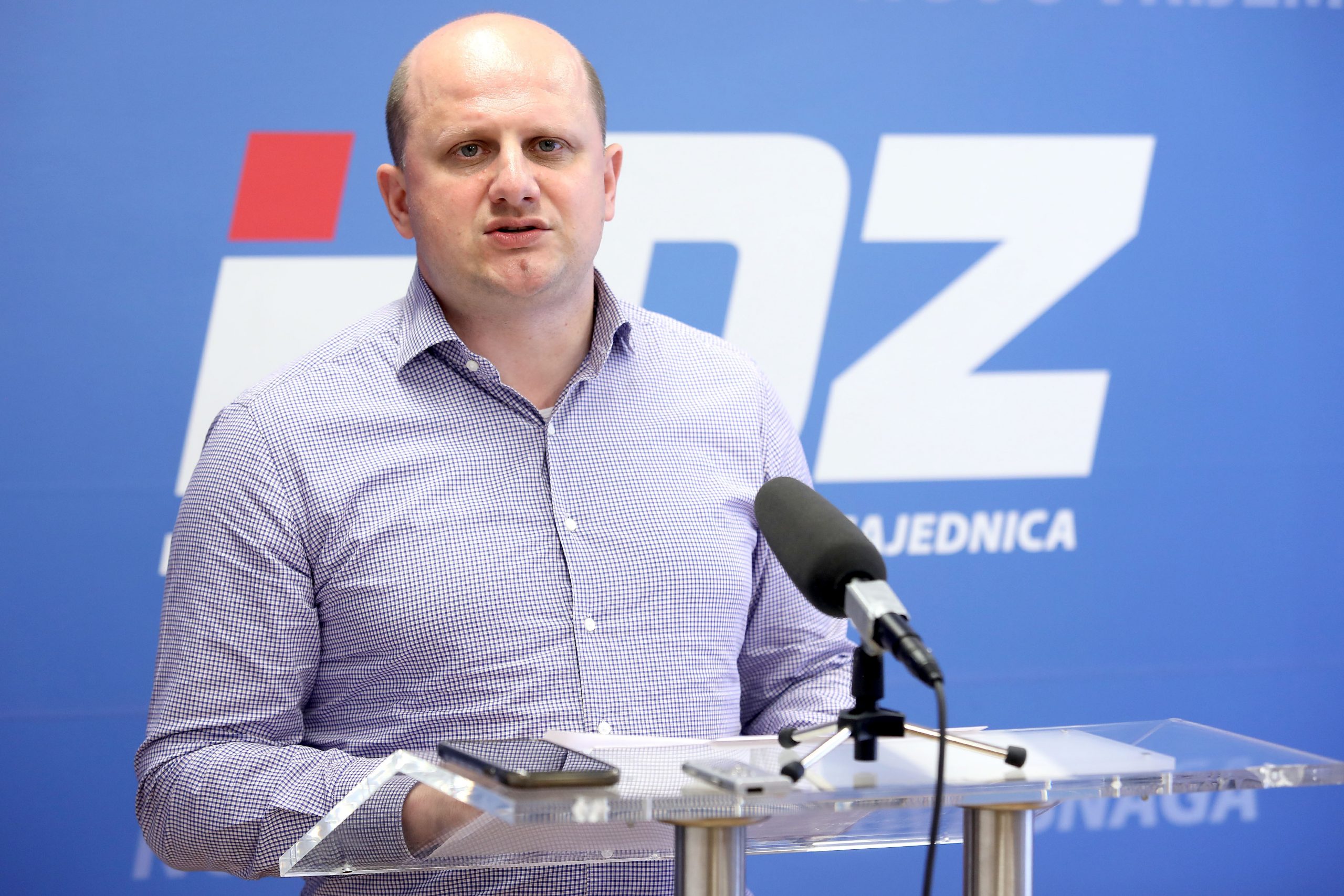 30.06.2020., Zagreb - U prostorijama Gradskog odbora Hrvatske demokratske zajednice Grada Zagreba clan Sredisnjeg odbora HDZ-a i kandidat HDZ-a u 1. izbornoj jedinici Ivan Celic te clan Gradskog odbora HDZ-a i kandidat HDZ-a u 1. izbornoj jedinici Mislav Herman odrzali su konferenciju za medije na temu "Plan obnove Zagreba nakon potresa". 
Photo: Patrik Macek/PIXSELL