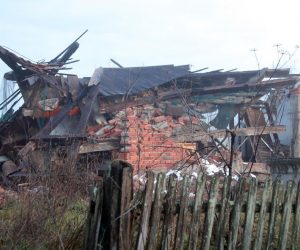 30.12.2020., Majska Poljana - Selo na glinskom podrucju koje je najvise stradalo u potresu. Snazan potres pogodio je jucer Hrvatsku, epicentar potresa magnitude 6.2 je bio 3 kilometra od Petrinje. 
Photo: Sanjin Strukic/PIXSELL
