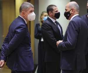 epa08874544 Czech Republic's Prime Minister Andrej Babis (L)  speaks with Slovenia's Prime Minister Janez Jansa at the start of a two days face-to-face EU summit , in Brussels, Belgium, 10 December 2020.  EU Leader will mainly focus on response to the COVID-19, Multi annual framework (MFF) agreement , new EU emissions reduction target for 2030.  EPA/OLIVIER MATTHYS / POOL