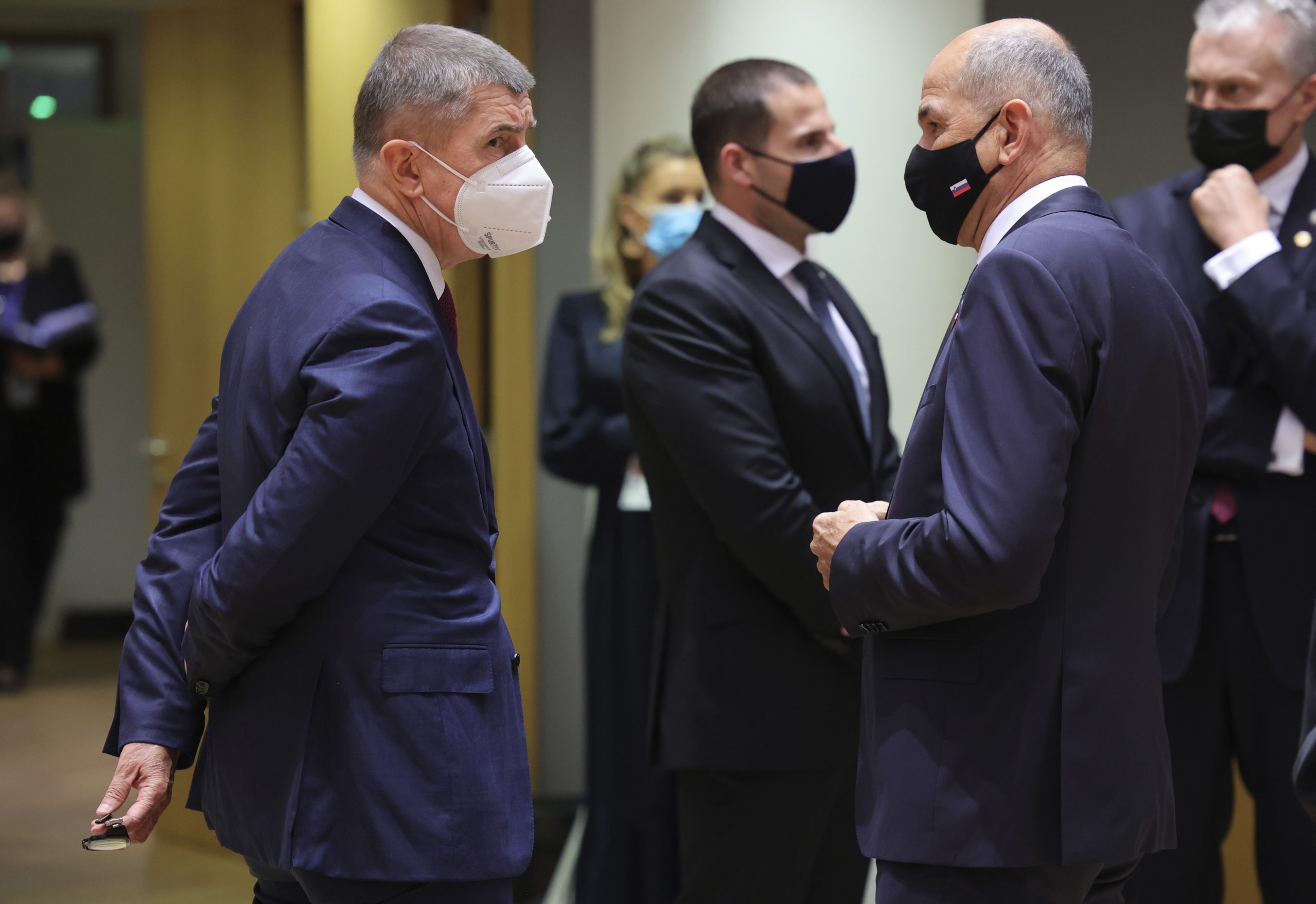 epa08874544 Czech Republic's Prime Minister Andrej Babis (L)  speaks with Slovenia's Prime Minister Janez Jansa at the start of a two days face-to-face EU summit , in Brussels, Belgium, 10 December 2020.  EU Leader will mainly focus on response to the COVID-19, Multi annual framework (MFF) agreement , new EU emissions reduction target for 2030.  EPA/OLIVIER MATTHYS / POOL