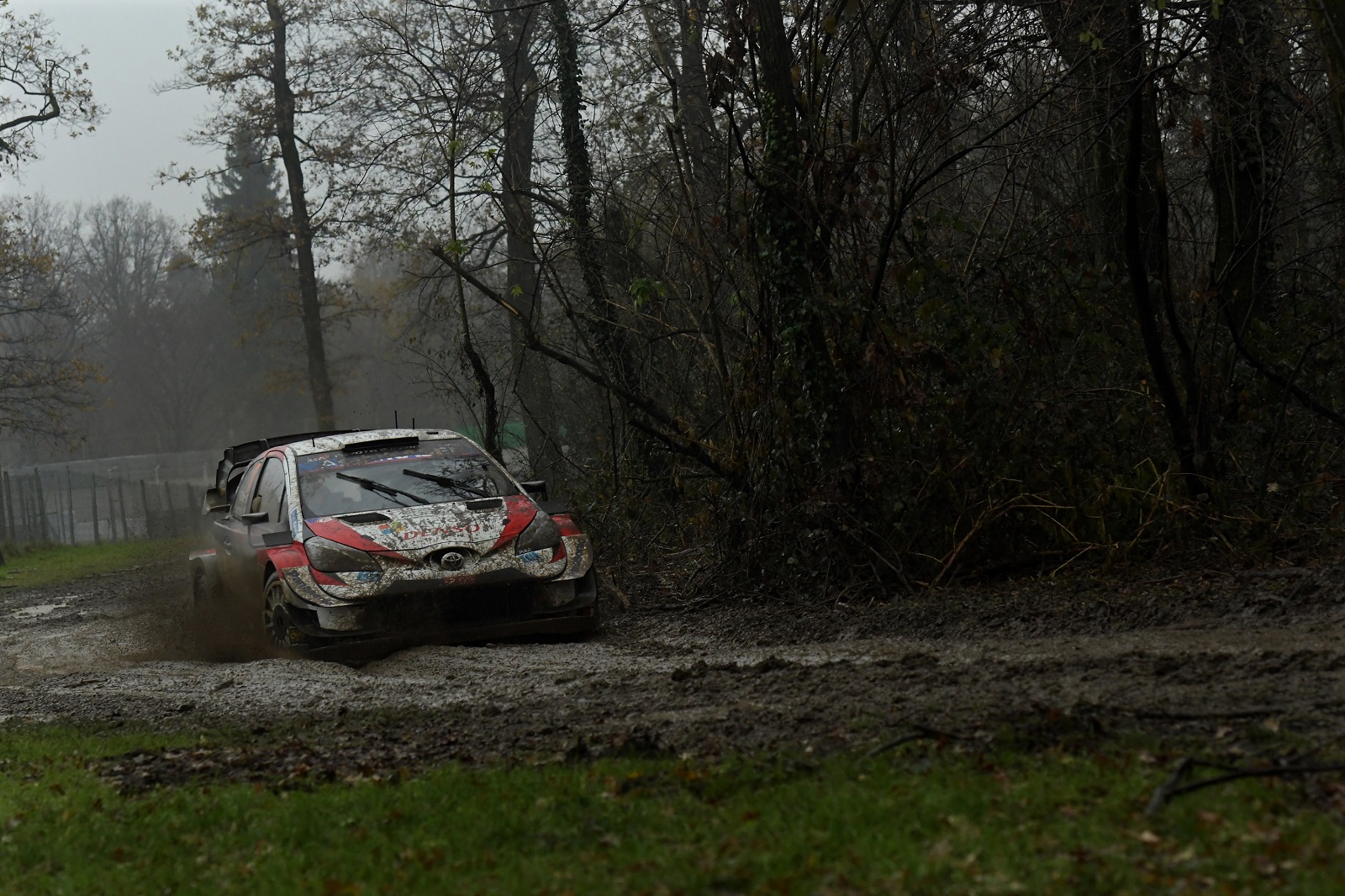 epa08863036 Sebastien Ogier of France drives his TOYOTA Yaris WRC during Day 1 of the World Rally Championship ACI Rally Monza in Monza, Italy, 04 December 2020.  EPA/Reporter Images
