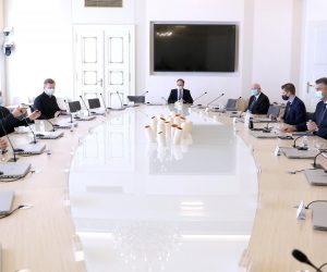 19.10.2020., Zagreb - Predsjednik Vlade Andrej Plenkovic primio je u Banskim dvorima predsjednika Hrvatske biskupske konferencije Zelimira Puljica, predsjednika Komisije HBK za odnose s drzavom i clana Stalnog Vijeca Hrvatske biskupske konferencije Drazena Kutlesu i generalnog tajnika HBK Krunoslava Novaka.
Photo: Patrik Macek/PIXSELL