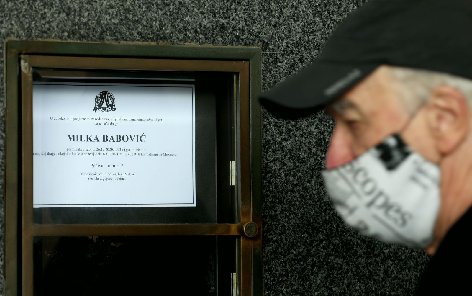 Zagreb, 04.01.2021. - Posljednji ispraćaj Milke Babović, bivše atletičarke i televizijske novinarke, na Krematoriju. foto HINA/ Lana SLIVAR DOMINIĆ/ lsd