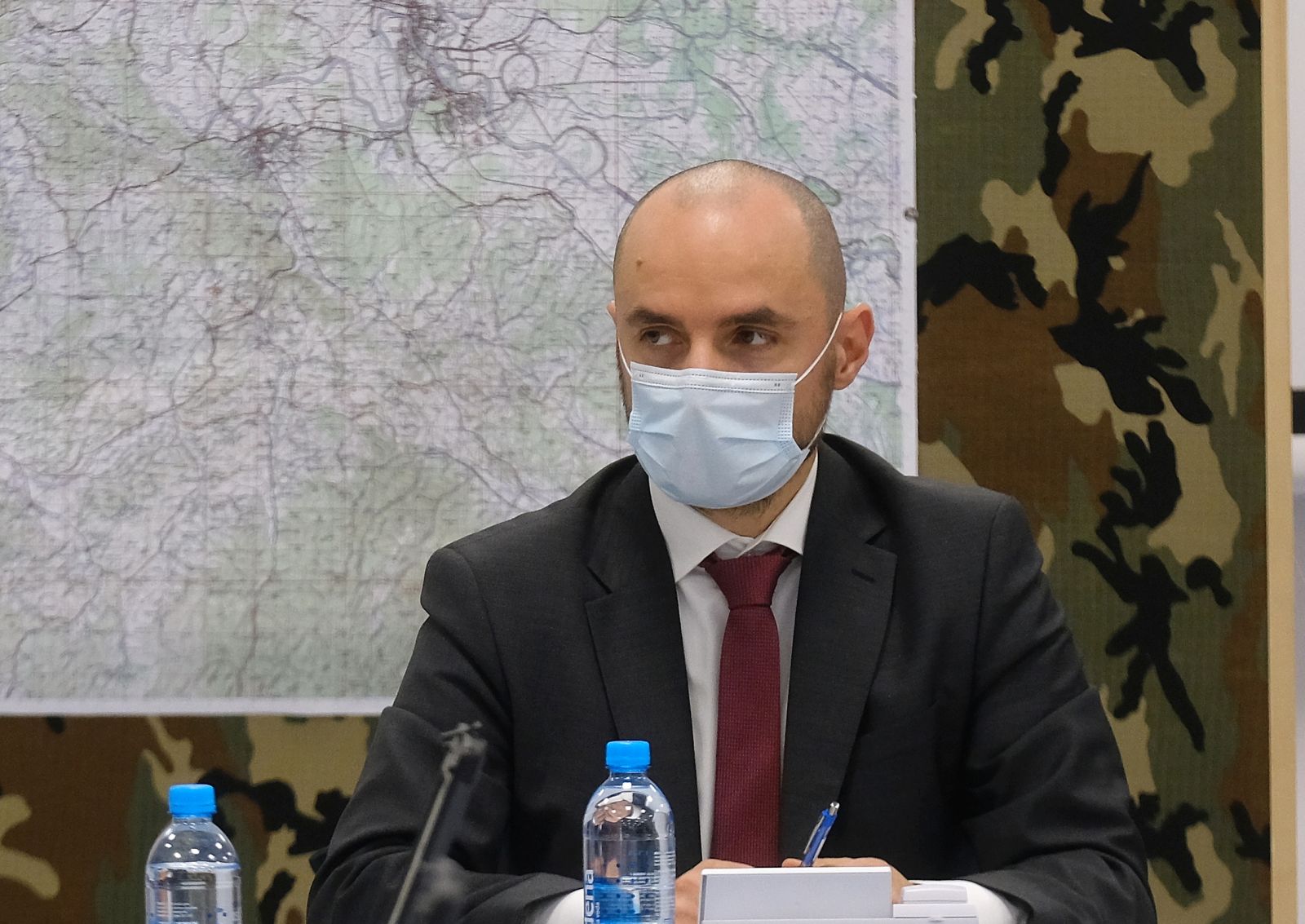 Petrinja, 04.01.2021 - Prva sjednica Stožera civilne zaštite RH vezanom uz otklanjanje posljedica potresa.
Na fotografiji Boris Milošević.
foto HINA/ Edvard ŠUŠAK/ es