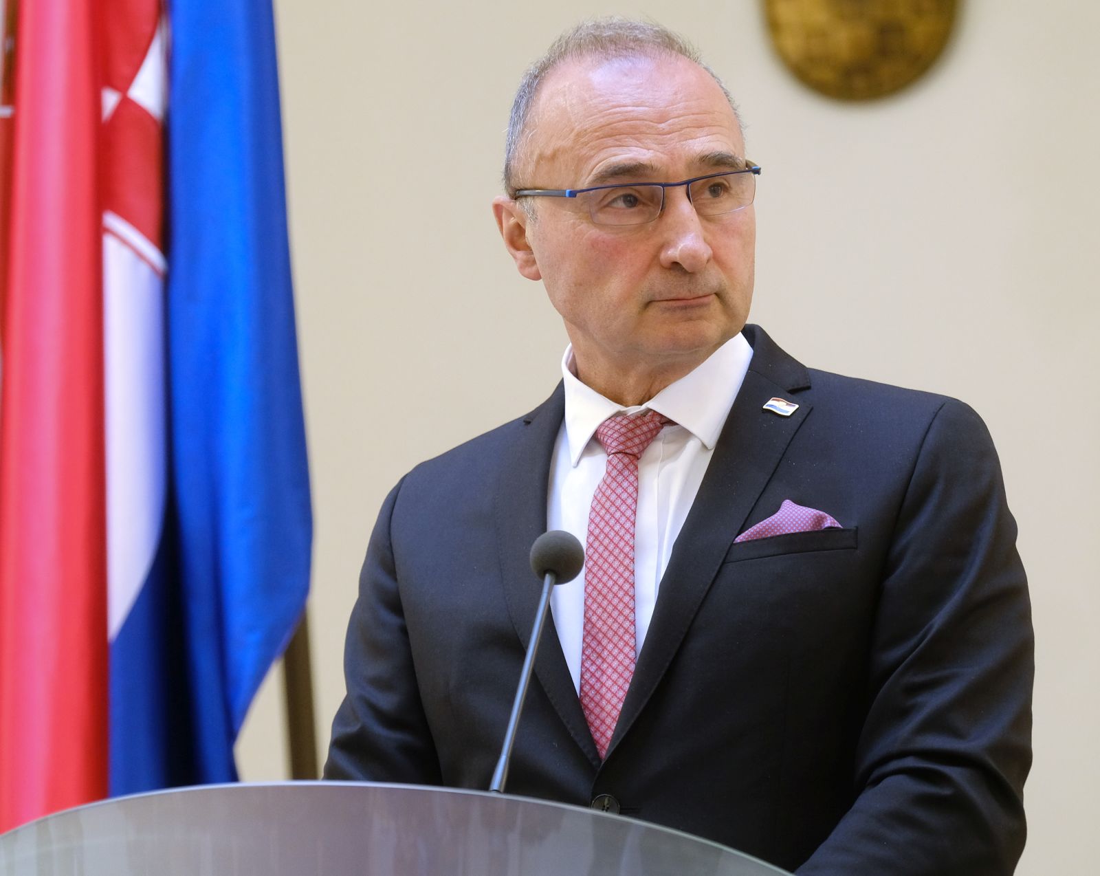 Zagreb, 14.01.2021 - Izjave za medije nakon sastanka Le Drian - Grlić Radman.
Na fotografiji Gordan Grlić Radman.
foto HINA/ Edvard ŠUŠAK/ es