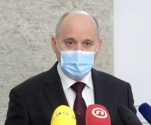 Zagreb, 21.01.2021. - Bačić o financiranju potresom pogođenih područja.
Na fotografiji Branko Bačić.
foto HINA/ Edvard ŠUŠAK/ es