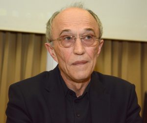 Bjelovar: Okrugli stol o negativnim demografskim pokazateljima uslijed iseljavanja 02.10.2018., Bjelovar, Hotel Central - U hotelu Central odrzan je okrugli stol na temu "Demografski izazovi iz zupanijske perspektive", a organiziran je u sklopu projekta "Povecanje efikasnosti i odrzivosti rada gospodarsko-socijalnih vijeca Bjelovarsko-bilogorske, Medjimurske i Varazdinske zupanije". Na okruglom stolu raspravljalo se o negativnom trendu iseljavanja stanovnistva iz Hrvatske i kako ga zaustaviti. Andjelko Akrap Photo: Damir Spehar/PIXSELL